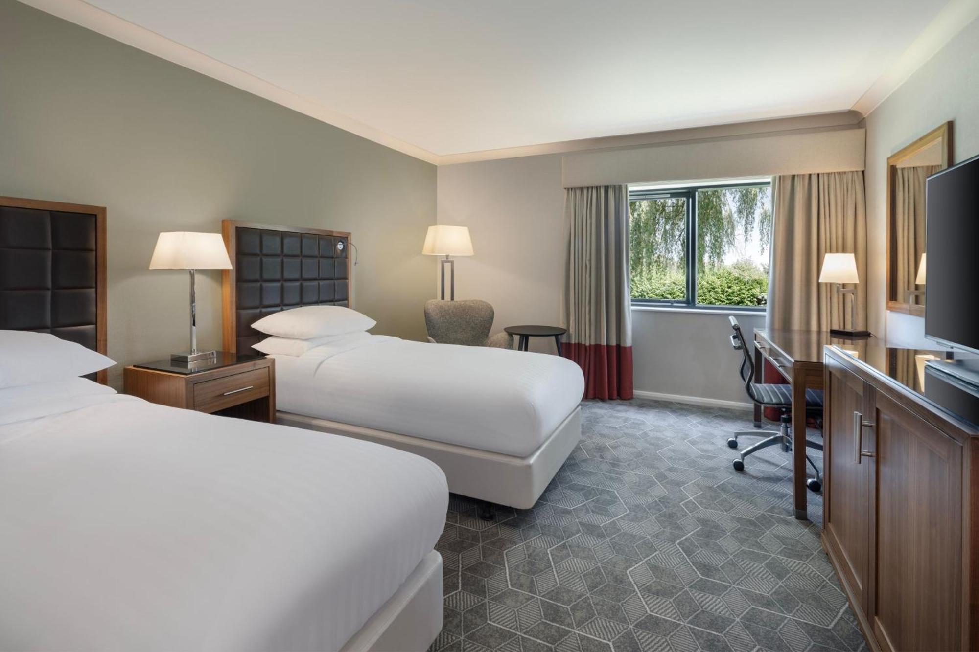 Delta Hotels By Marriott Peterborough Ngoại thất bức ảnh