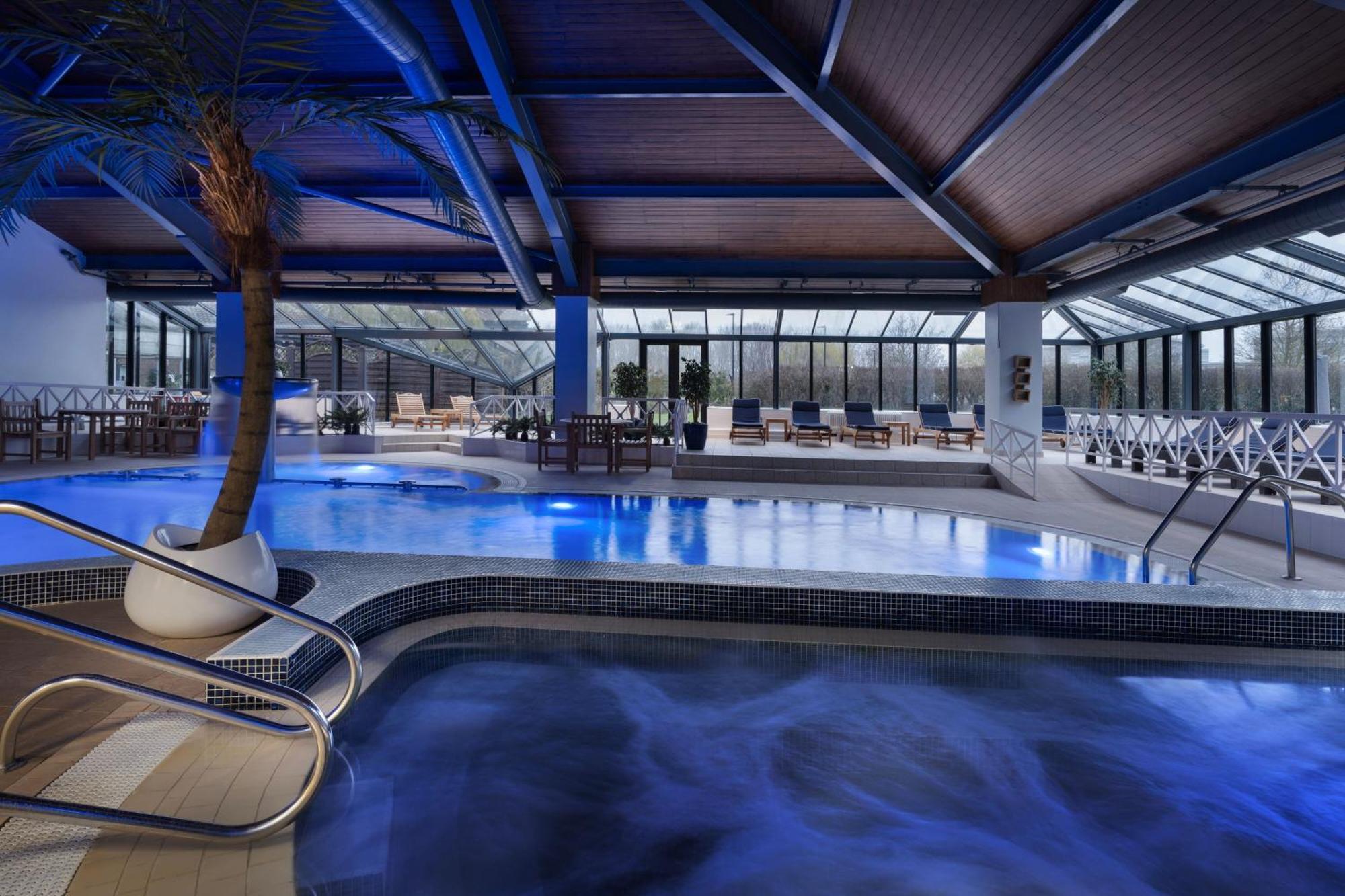 Delta Hotels By Marriott Peterborough Ngoại thất bức ảnh